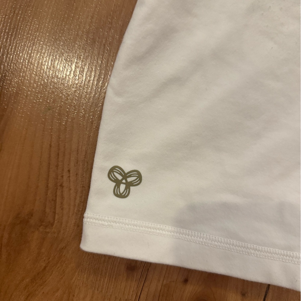 Aritzia Golden Logo White Sleeveless Tank - Picture 3 of 4